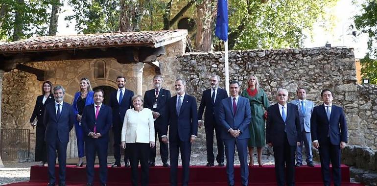 Angela Merkel recibe en Yuste el Premio Europeo Carlos V