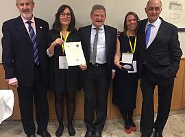 La Federación Española de Amigos del Camino de Santiago concede a Correos su Medalla de Honor por su apoyo a la Ruta Jacobea