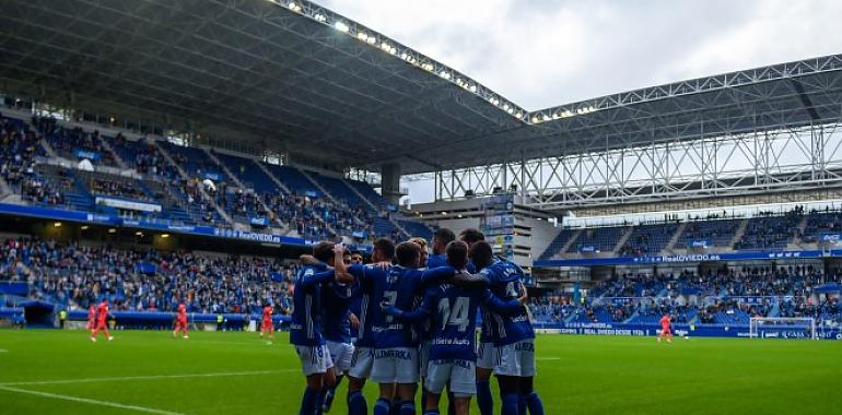 El Oviedo suma tres en el Carlos Tartiere ante el Málaga