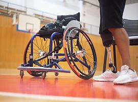 Partido solidario de baloncesto en silla de ruedas para impulsar el deporte inclusivo en Avilés