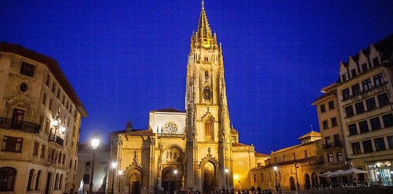 El Gobierno de Asturias declara BIC 55 bienes muebles de la catedral de Oviedo 