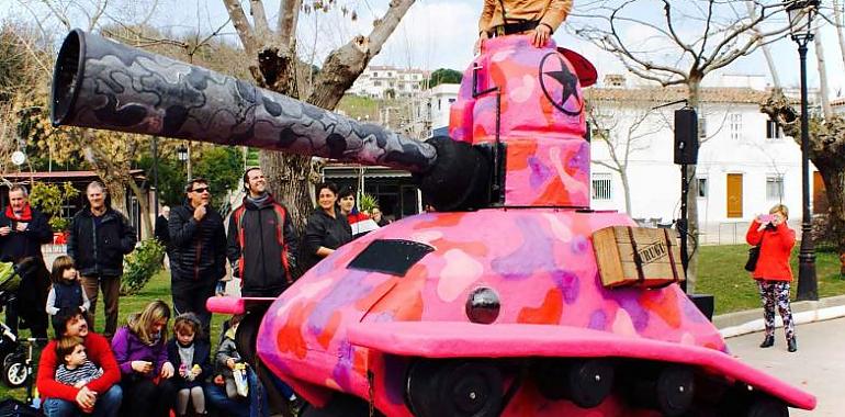 ¡Empiezan los pasacalles de Navidad en Avilés!