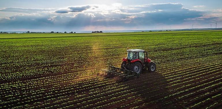 El Bopa publica hoy las bases reguladoras que permitirán a nuevos agricultores y ganaderos menores de 40 años recibir hasta un máximo de 70.000 euros