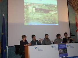 Hallan una fíbula de bronce y una segunda línea de muralla en el castro zamorano El Castillón