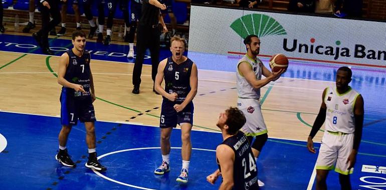 El OCB se reencuentra con la victoria ante Palencia