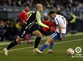 Buen trabajo del Sporting en La Rosaleda aunque el Málaga logró empatar en el 87 