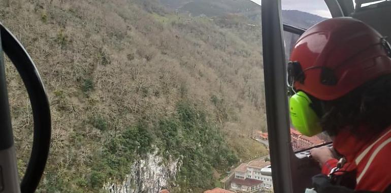 Rescatados dos senderistas desorientados en Covadonga