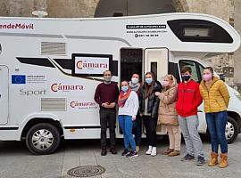 La Cámara de Comercio y el Ayuntamiento de Cangas del Narcea fomentan el emprendimiento de los que aún son "ninis"