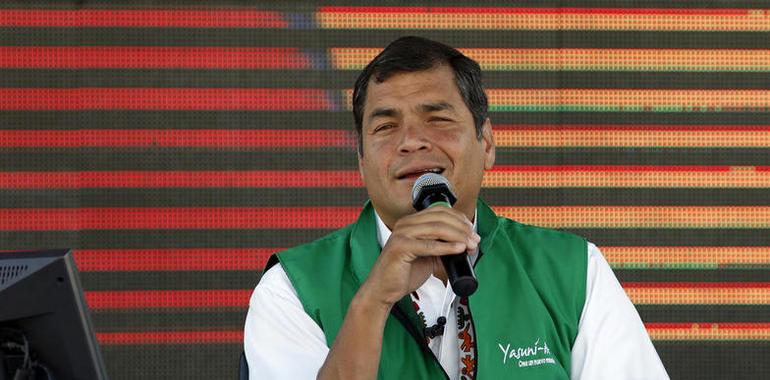 Correa rechaza cuestionamientos de la prensa sobre compra de helicópteros Dhruv