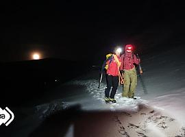 Localizados los dos montañeros perdidos ayer en Lena