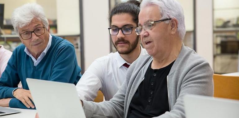 La Plataforma de Mayores y Pensionistas consigue que el Congreso pida al Gobierno mayor accesibilidad y formación digital para las personas mayores