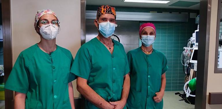 El Hospital Valle del Nalón implanta una revolucionaria cirugía ginecológica minimamente invasiva y que no deja cicatrices