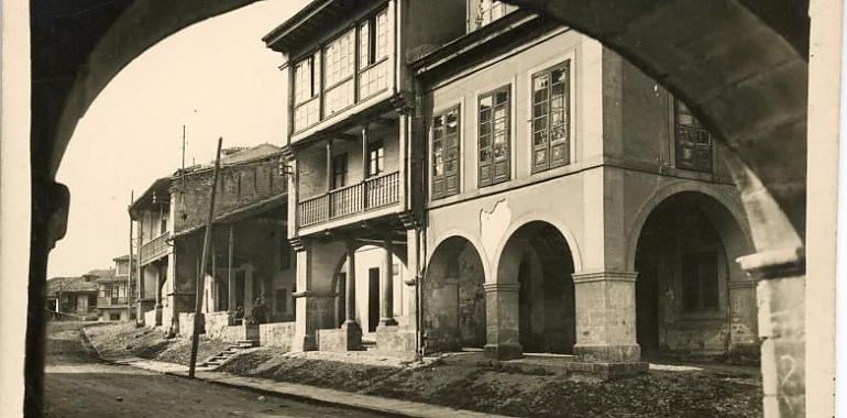 6.131 personas han visitado la exposición fotográfica "De Villa a Ciudad" de Avilés