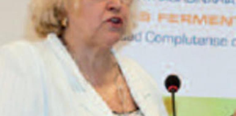 Cajastur organiza la conferencia “Un mundo, un hogar, un corazón” 