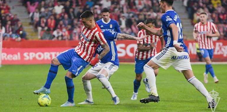 Derrota del Sporting en El Molinón