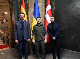 Sánchez anuncia junto a Zelenski el envío de 200 toneladas de ayuda militar a Ucrania