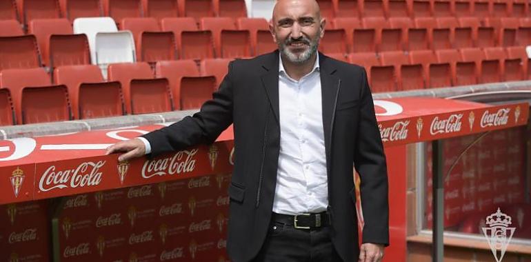 Abelardo: "Todos tenemos que sentirnos privilegiados por estar en el Sporting"