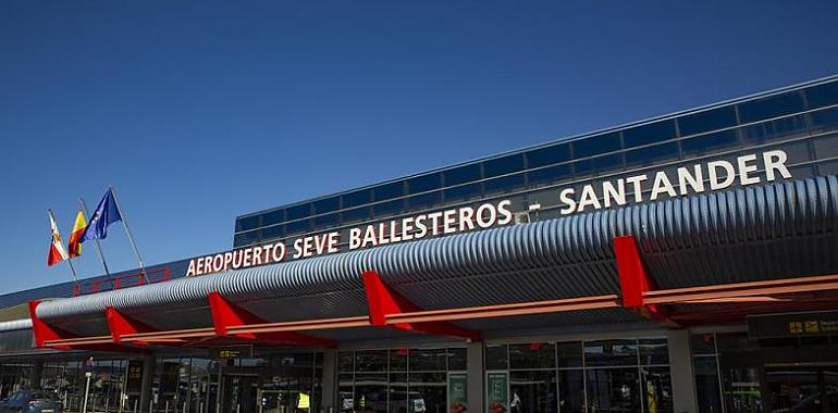 Detenidas en el aeropuerto Severiano Ballesteros de Santander dos rumanas autoras de varios hurtos en Oviedo