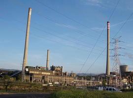 Piquetes atacan a transportistas asturianos en la Térmica de Compostilla