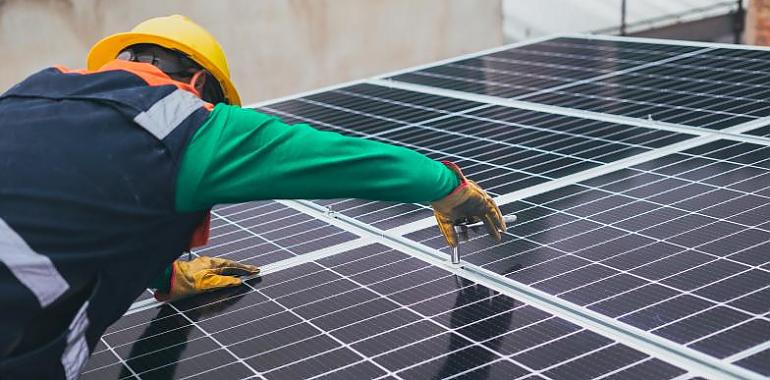 Avilés abre la Consulta Pública Previa sobre la futura Ordenanza Municipal reguladora de la instalación de paneles fotovoltaicos