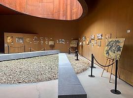 Exposición Desde la caverna con obras de la artista Beatriz Avilés en el Parque de la Prehistoria de Teverga