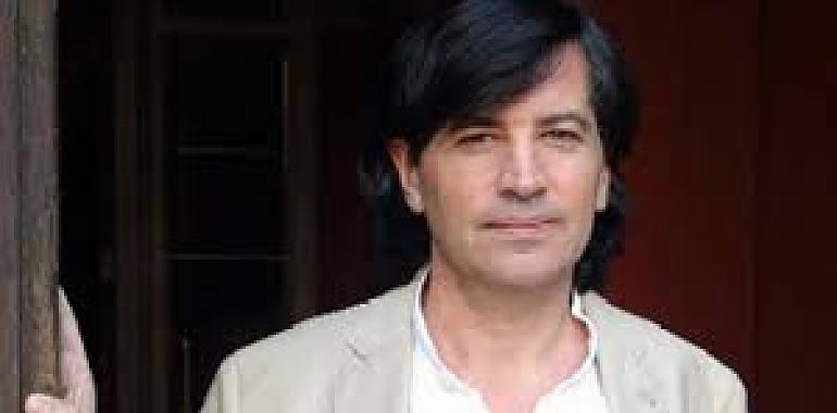 El bioquímico Carlos López Otín es nombrado Hijo Adoptivo de Asturias