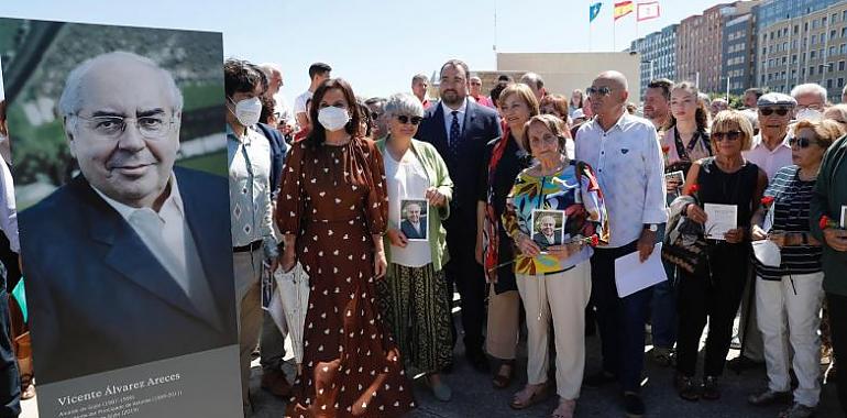 El presidente del Principado asiste al homenaje de Vicente Álvarez Areces