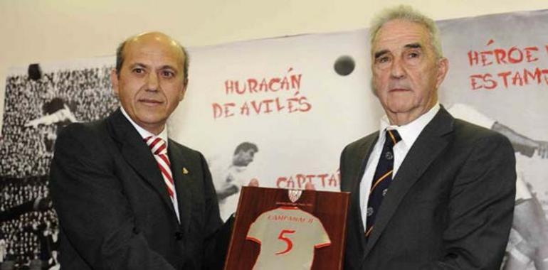 Campanal, homenajeado en Sevilla
