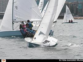 Carlos Ordoñez y Patricia Pelayo son los nuevos campeones de Asturias de Snipe