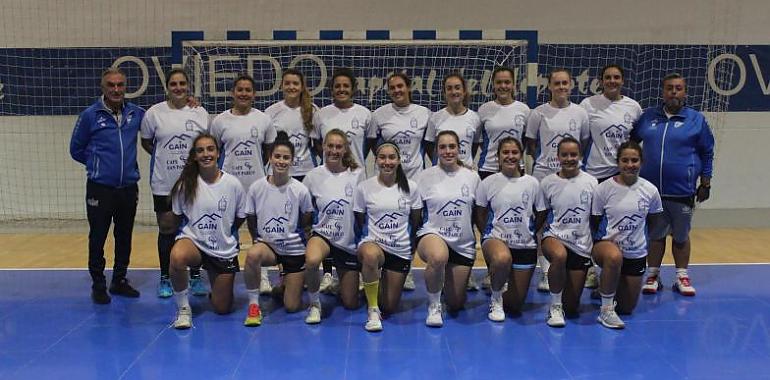 El Lobas Global Atac Oviedo comenzó en la tarde de ayer la pretemporada en el Florida Arena