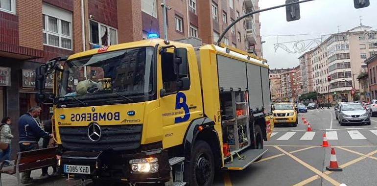 Los bomberos aumentan su actividad en julio en Asturias por los incendios y los rescates