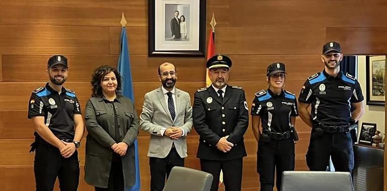 Cangas del Narcea incrementa su seguridad y para ello incorpora tres nuevos agentes a la Policía Local