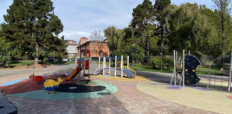 Ya puedes disfrutar del circuito de calistenia y de los nuevos juegos en el Parque de La Magdalena que han costado 115.000 euros