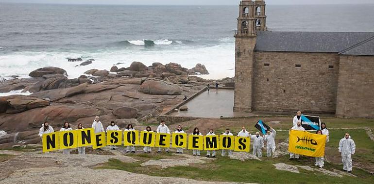 Homenaje del ecologismo al voluntariado y las gentes del mar en el 20 aniversario de la tragedia del Prestige