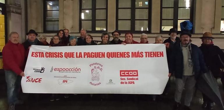 Concentración en Gijón Que la crisis la paguen los que más tienen