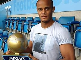 Vincent Kompany es el mejor jugador del año de la Premier League inglesa 2011/2012 