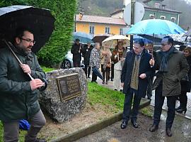 Oviedo rinde homenaje al ingeniero jefe de Marina, Fernando Casado de Torres y al Coronel José Vázquez Sarasola