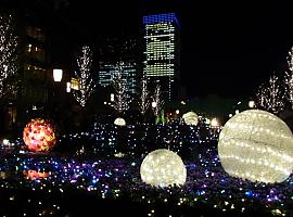 ¿Vigo, Málaga, Torrejón de Ardoz Para luces de Navidad en todo la ciudad hay que irese a Tokyo