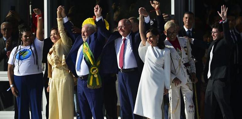 Lula da Silva supera el odio de Bolsonaro al pueblo llano