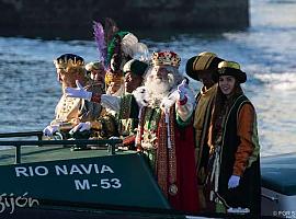 Melchor, Gaspar y Baltasar arriban a Gijón a las 11, en el Puerto Deportivo