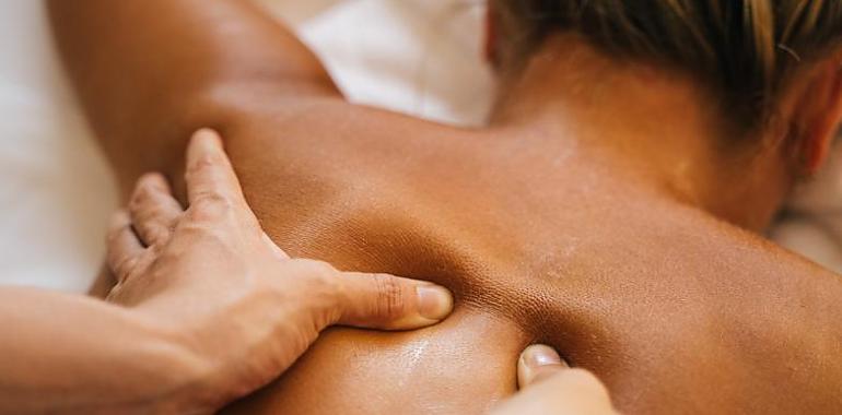 Con este video aprenderás a hacer un masaje de espalda impresionante