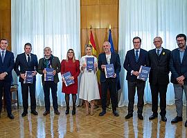 Yolanda Díaz presenta la Estrategia de Seguridad y Salud laboral acordada con Diálogo Social