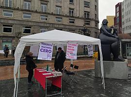 Unificación Comunista de España en Asturias se ha hecho presente durante el día de ayer en la plaza de la Escandalera de Oviedo