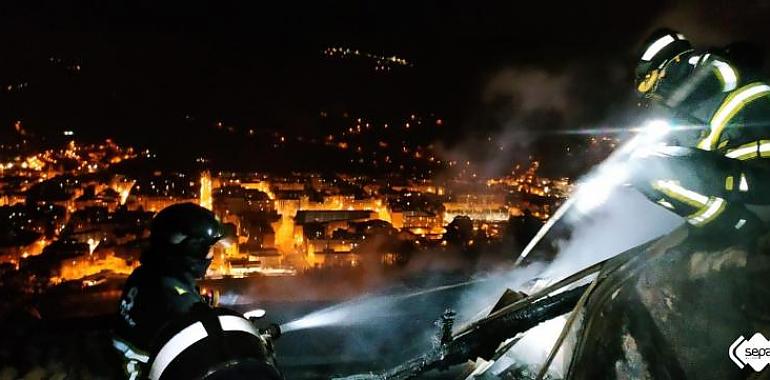 Incendio esta pasada noche en Mieres