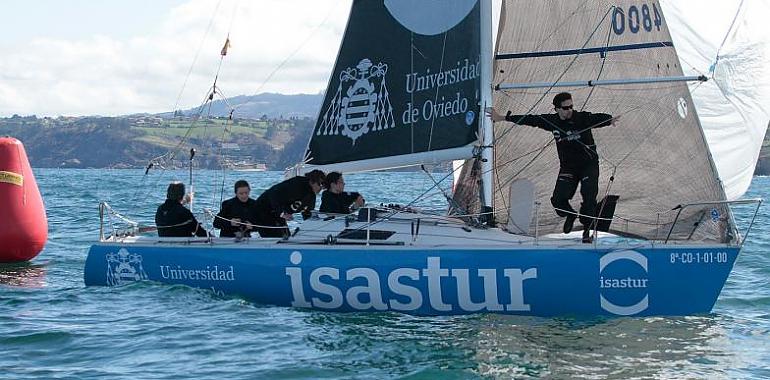 Ayer tuvo lugar en Gijón la cuarta manga del Trofeo de Primavera de Cruceros