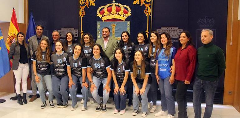 Las Lobas reclaman al presidente del Principado una mayor implicación con el deporte femenino 