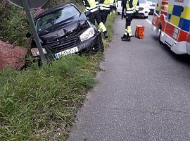 Tres heridos en accidente de tráfico ayer por la tarde con dos vehículos implicados en Castrillón