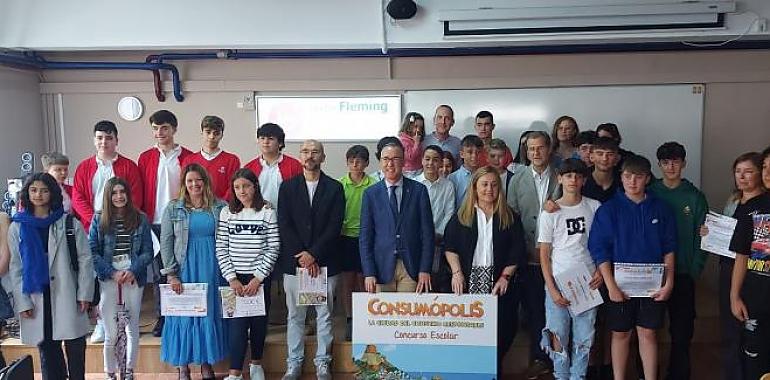 El Colegio Rural Agrupado de Llanes y los institutos de Noreña y Doctor Fleming ganan Consumópolis 18 en Asturias