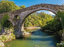 Rescate fluvial de un varón de 59 años en Cangas de Onís