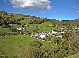 Declaradas de utilidad pública cuatro concentraciones parcelarias privadas en Cangas del Narcea, Villanueva de Oscos, Valdés y Castropol